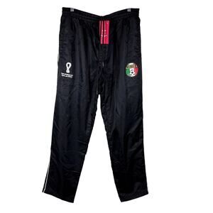 NWT FIFA World Cup Track Pants Mens L Black Qatar 2022 Mexico Soccer Football